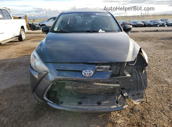 3MYDLBYV4JY331791 2018 TOYOTA YARIS Charcoal Դիմացի տեսք