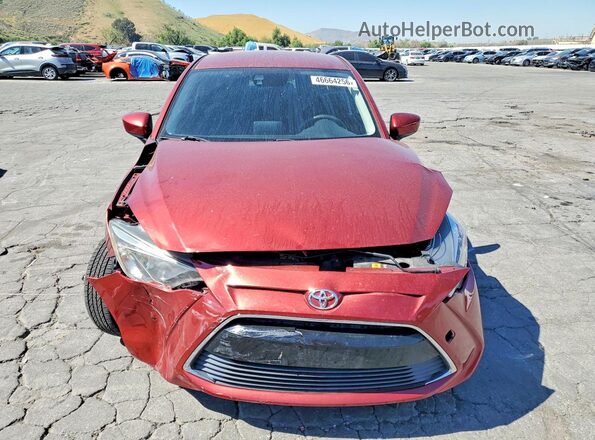 3MYDLBYV5HY176100 2017 TOYOTA YARIS Burgundy Вид спереду