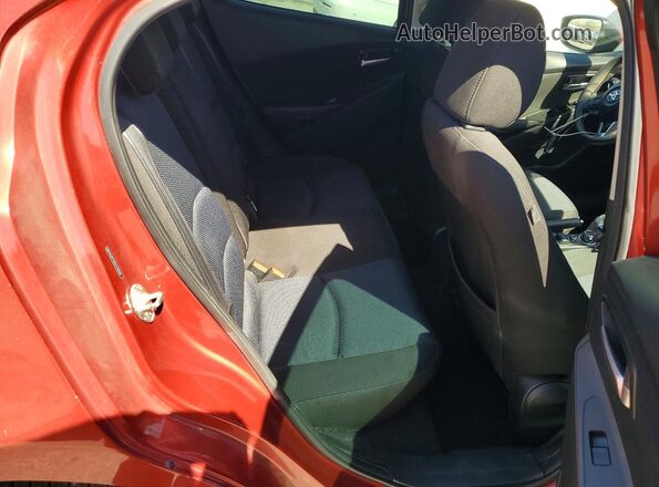 3MYDLBYV5HY176100 2017 TOYOTA YARIS Burgundy Вид задніх сидінь
