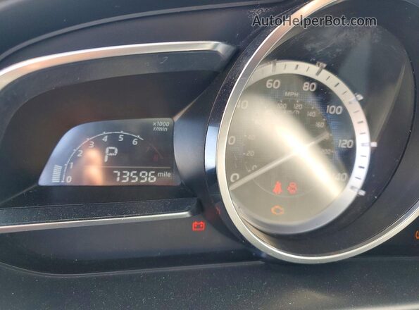 3MYDLBYV5HY176100 2017 TOYOTA YARIS Burgundy Вид щитка приладів