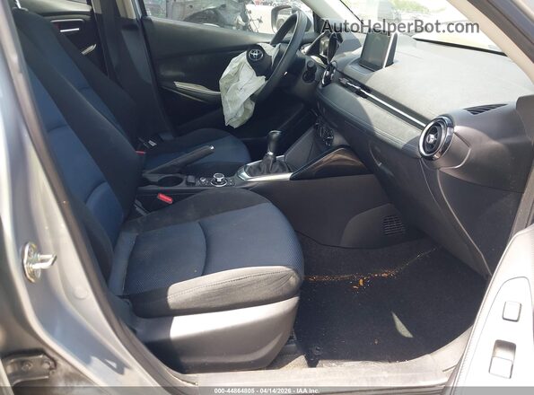 3MYDLBYV6HY193083 2017 TOYOTA YARIS IA Silver 