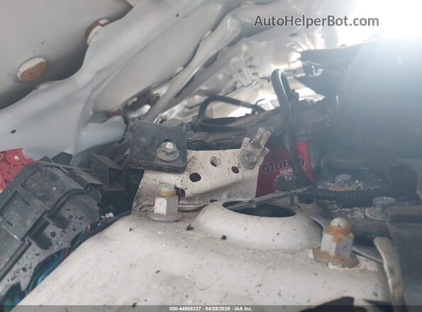 3MYDLBYV7JY327475 2018 TOYOTA YARIS IA White Հետևի տեսք