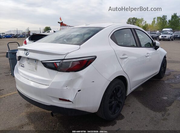 3MYDLBYV8KY507033 2019 TOYOTA LE White უკანა მარჯვენა
