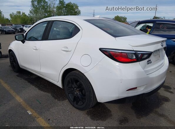3MYDLBYV8KY507033 2019 TOYOTA LE White უკანა მარცხენა