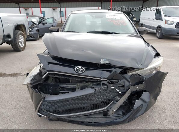 3MYDLBYV8KY514323 2019 TOYOTA LE Black Widok zestawu wskaźników