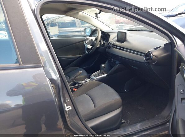 3MYDLBYVXKY509088 2019 TOYOTA YARIS Gray Widok wnętrza z przodu