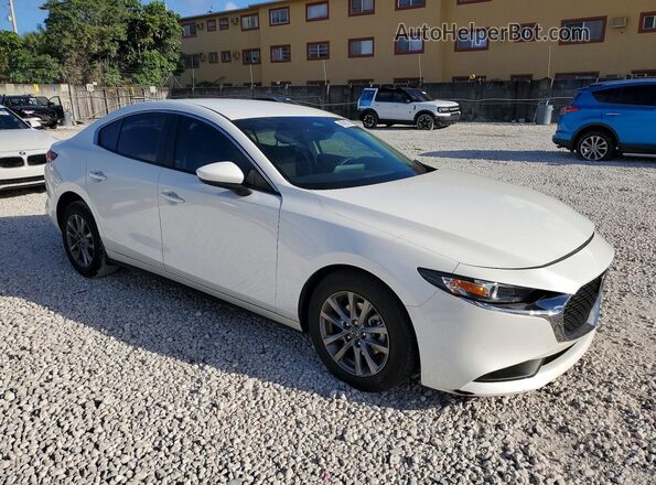 3MZBPAAM8RM431088 2024 MAZDA 3 White Delantero derecho