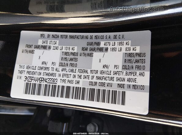 3MZBPAAM9RM433383 2024 MAZDA 3 Black ძრავის განყოფილების ხედი