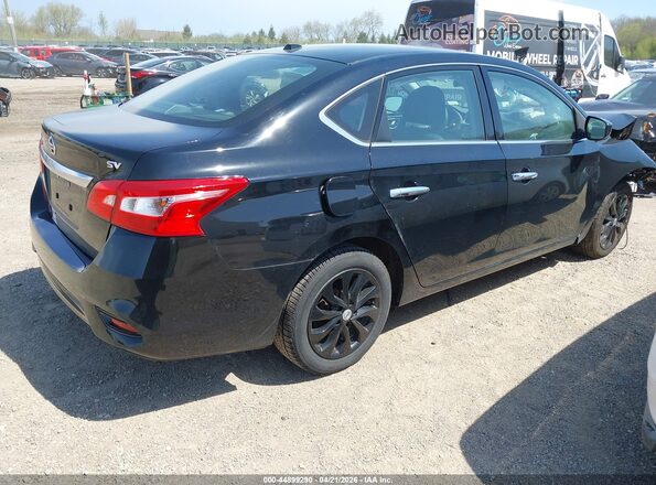 3N1AB7AP8JL649071 2018 NISSAN SENTRA Черный Задняя правая четверть