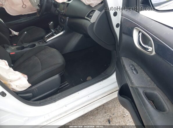 3N1AB7APXJY266204 2018 NISSAN SENTRA White Vista interior delantera