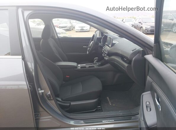 3N1AB8CV7SY322652 2025 NISSAN SENTRA Gray Սալոնի դիմացի տեսք