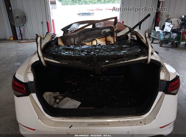 3N1AB8CV8RY273679 2024 NISSAN SENTRA White Front view