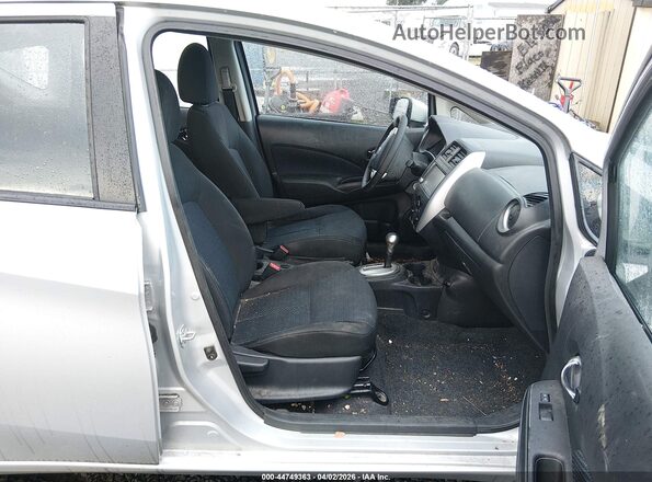 3N1CE2CP5KL359081 2019 NISSAN VERSA NOTE Silver Widok wnętrza z przodu
