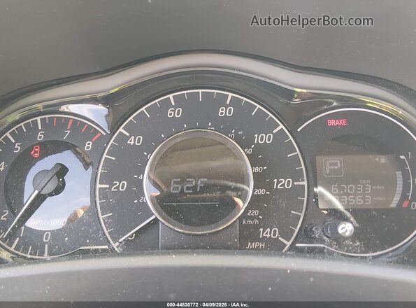 3N1CE2CP8JL353984 2018 NISSAN VERSA NOTE Silver Widok z przodu