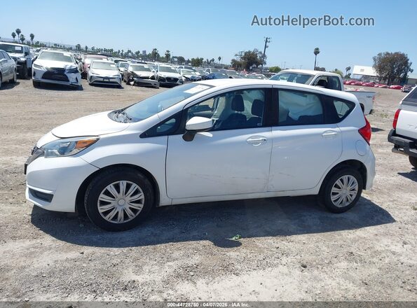 3N1CE2CP9HL368875 2017 NISSAN VERSA NOTE White Սալոնի 360 աստիճան տեսք