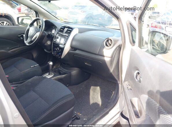 3N1CE2CPXGL370651 2016 NISSAN VERSA NOTE Silver Vista interior delantera