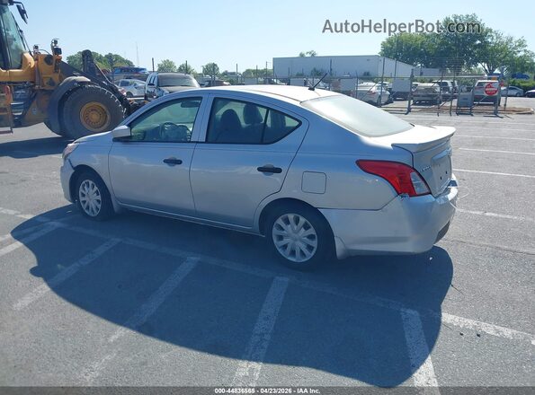 3N1CN7AP5JL841418 2018 NISSAN VERSA Silver 