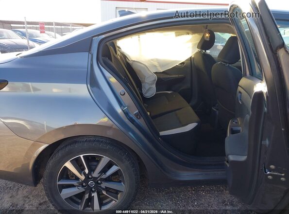 3N1CN8EV7ML860880 2021 NISSAN VERSA Gray Widok naklejki z numerem VIN