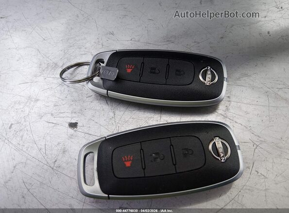 3N1CP5BV2SL486236 2025 NISSAN KICKS PLAY Gray წინა პანელის ხედი