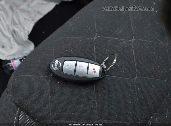 3N1CP5BV7LL562082 2020 NISSAN KICKS Silver Вид панелі приладів