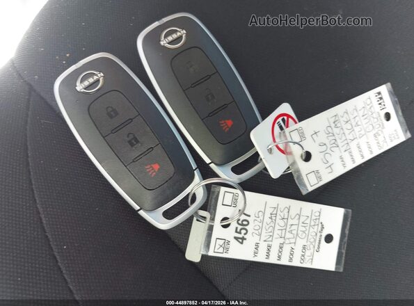 3N1CP5BV7SL500440 2025 NISSAN KICKS PLAY Gray წინა პანელის ხედი