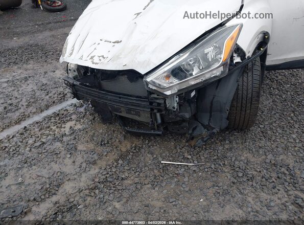 3N1CP5CU5JL515894 2018 NISSAN KICKS White წინა ხედი