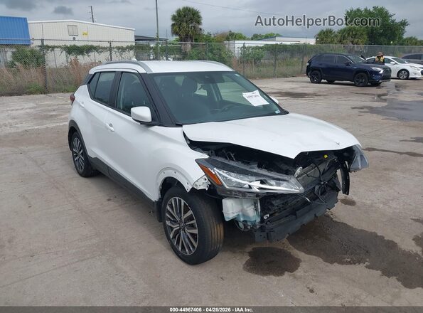 3N1CP5CV0ML549657 2021 NISSAN KICKS White Вид задньої частини салону