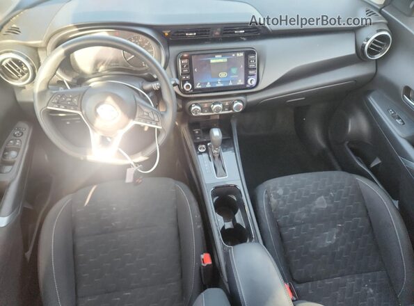 3N1CP5CV7RL503069 2024 NISSAN KICKS Red Widok deski rozdzielczej