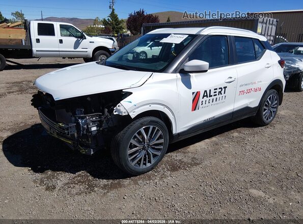 3N1CP5CVXPL572593 2023 NISSAN KICKS White Przód lewy