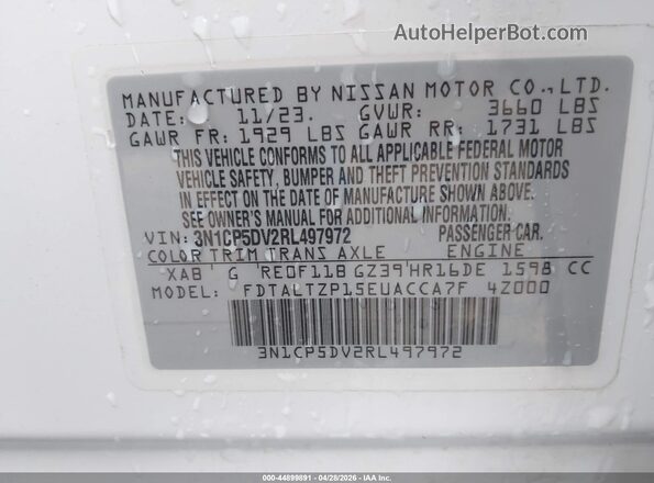 3N1CP5DV2RL497972 2024 NISSAN KICKS White Շարժիչի բաժամունքի տեսք