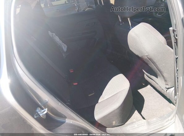 3N8AP6BB7SL379798 2025 NISSAN KICKS Gray Widok naklejki z numerem VIN
