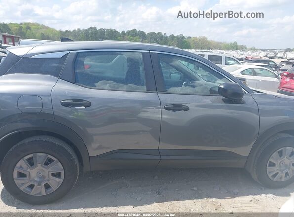 3N8AP6BE1TL370736 2026 NISSAN KICKS Gray უკანა სალონის ხედი