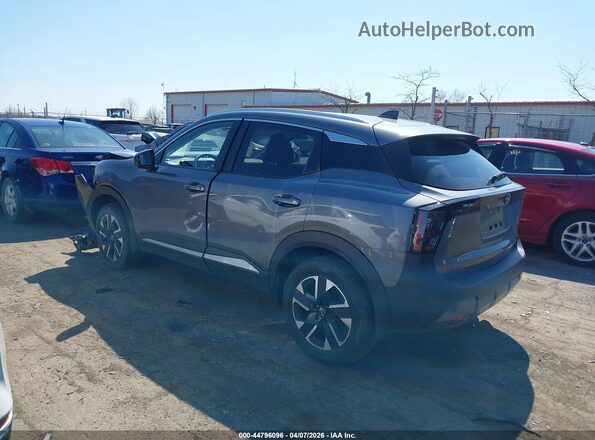3N8AP6CB5TL338618 2026 NISSAN KICKS Gray Trasero izquierdo