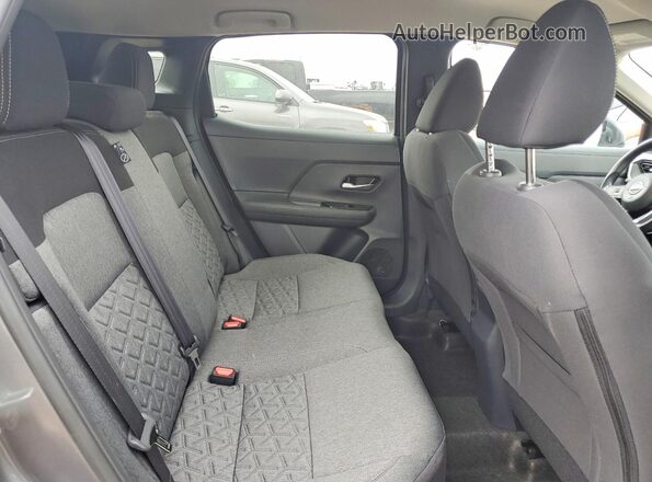 3N8AP6CB6TL324131 2026 NISSAN KICKS Серый Вид задних сидений