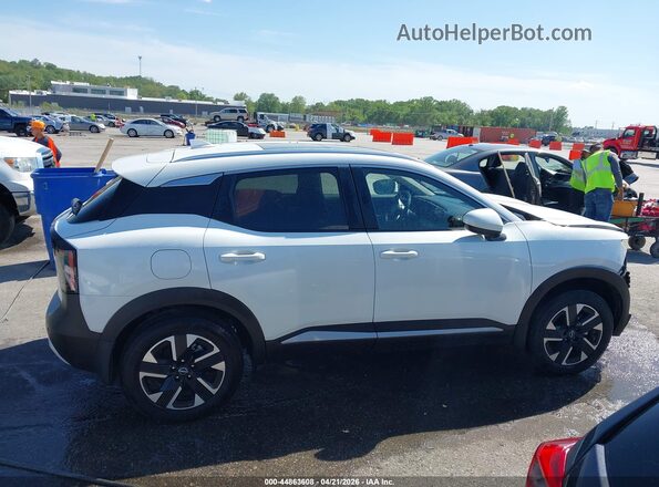 3N8AP6CBXSL430614 2025 NISSAN KICKS Белый Панорамный вид салона 360°