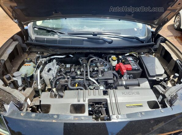 3N8AP6CE2TL364393 2026 NISSAN KICKS Gold Շարժիչի բաժամունքի տեսք