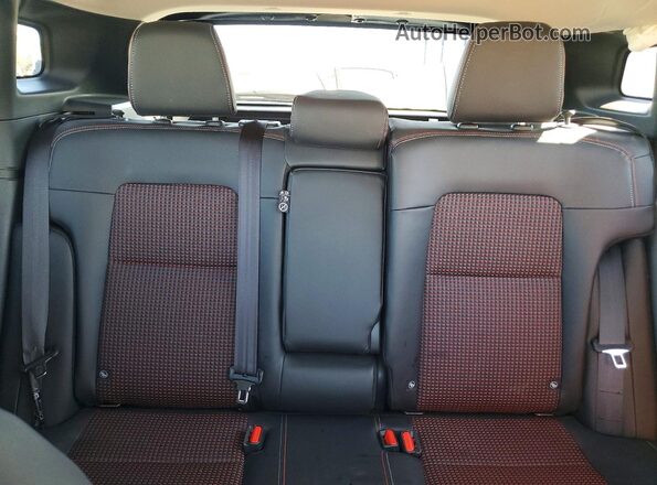 3N8AP6DAXTL320315 2026 NISSAN KICKS Черный Вид задних сидений