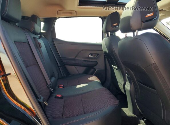 3N8AP6DD6SL436149 2025 NISSAN KICKS Черный Вид задней части салона