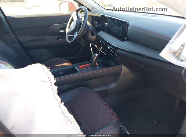 3N8AP6DD8TL338418 2026 NISSAN KICKS Серый 