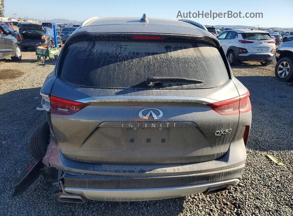 3PCAJ5M10LF121103 2020 INFINITI QX50 Gray Widok z tyłu