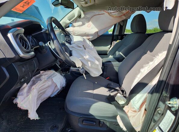 3TMBZ5DN5LM026516 2020 TOYOTA TACOMA Gray Vista interior delantera