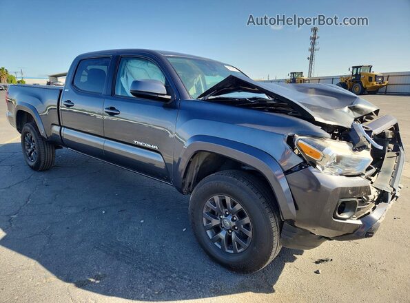 3TMBZ5DN5LM026516 2020 TOYOTA TACOMA Gray Delantero derecho