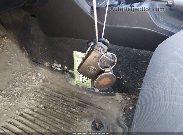 3TMCZ5AN0KM192076 2019 TOYOTA TACOMA Silver Dashboard view