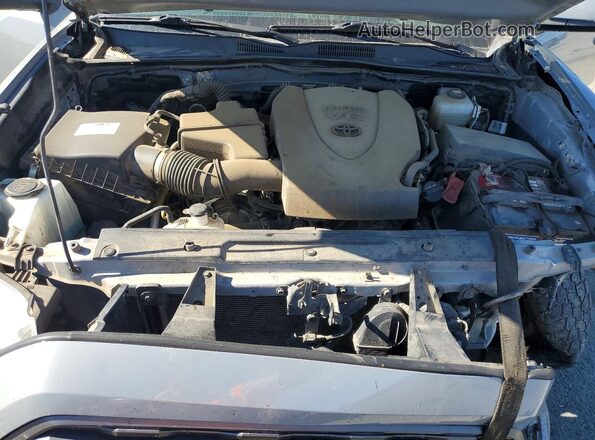 3TMCZ5AN4MM430515 2021 TOYOTA TACOMA Gray Вид задньої частини салону