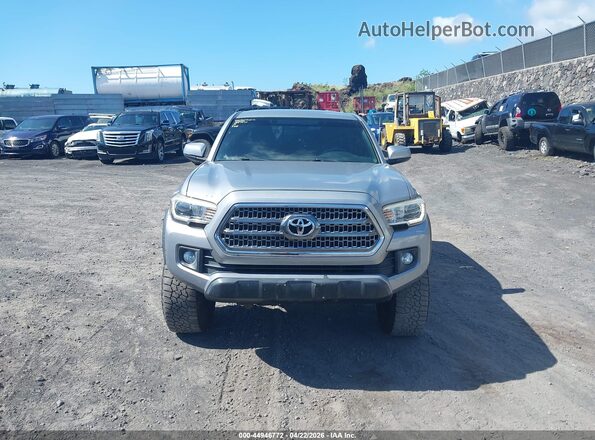 3TMCZ5AN5HM097568 2017 TOYOTA TACOMA Silver Instrument cluster view