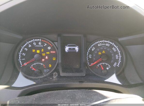 3TMCZ5ANXMM402007 2021 TOYOTA TACOMA White Widok tylnych siedzeń