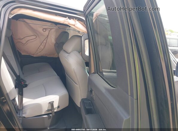 3TMKB5FN1TM059465 2026 TOYOTA TACOMA Black Vista de la etiqueta del VIN