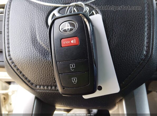 3TMKB5FN7RM009257 2024 TOYOTA TACOMA Серебряный Вид панели приборов