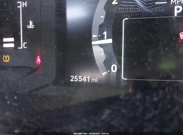 3TMKB5FNXSM025636 2025 TOYOTA TACOMA Белый Вид задних сидений