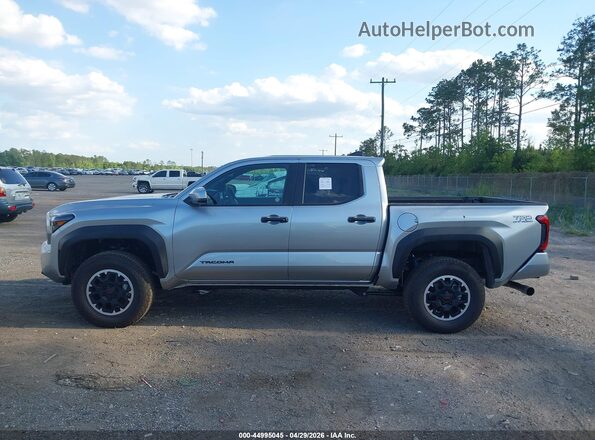 3TMLB5JN4TM223433 2026 TOYOTA TACOMA Gray Vista interior de 360 grados